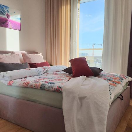 Appartamento Apartament Krakowska Prestige Breslavia Camera foto