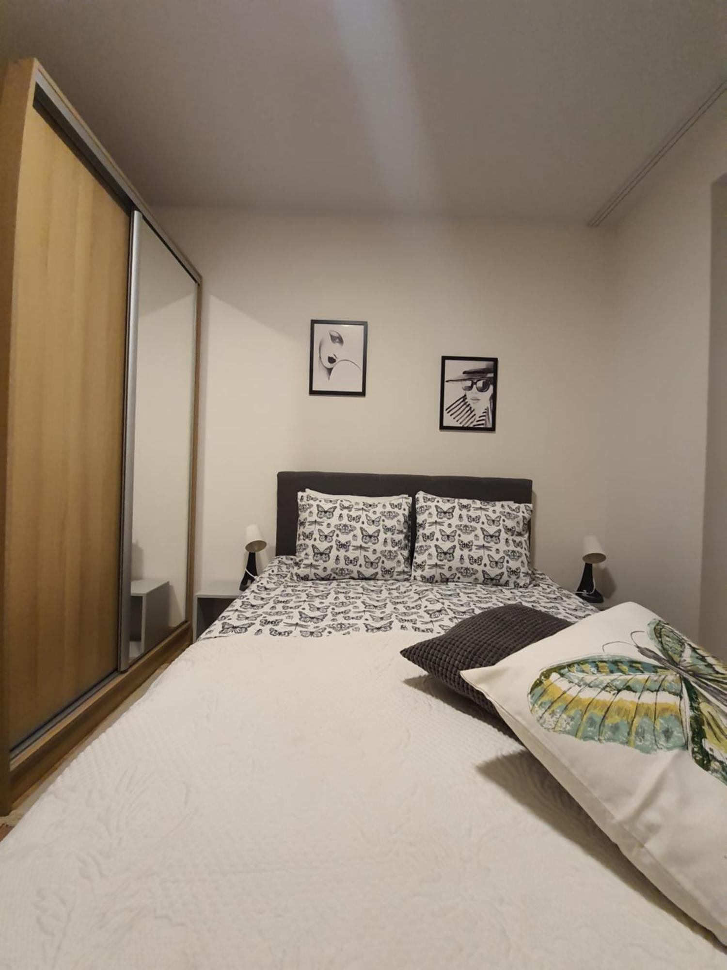 Appartamento Apartament Krakowska Prestige Breslavia Camera foto